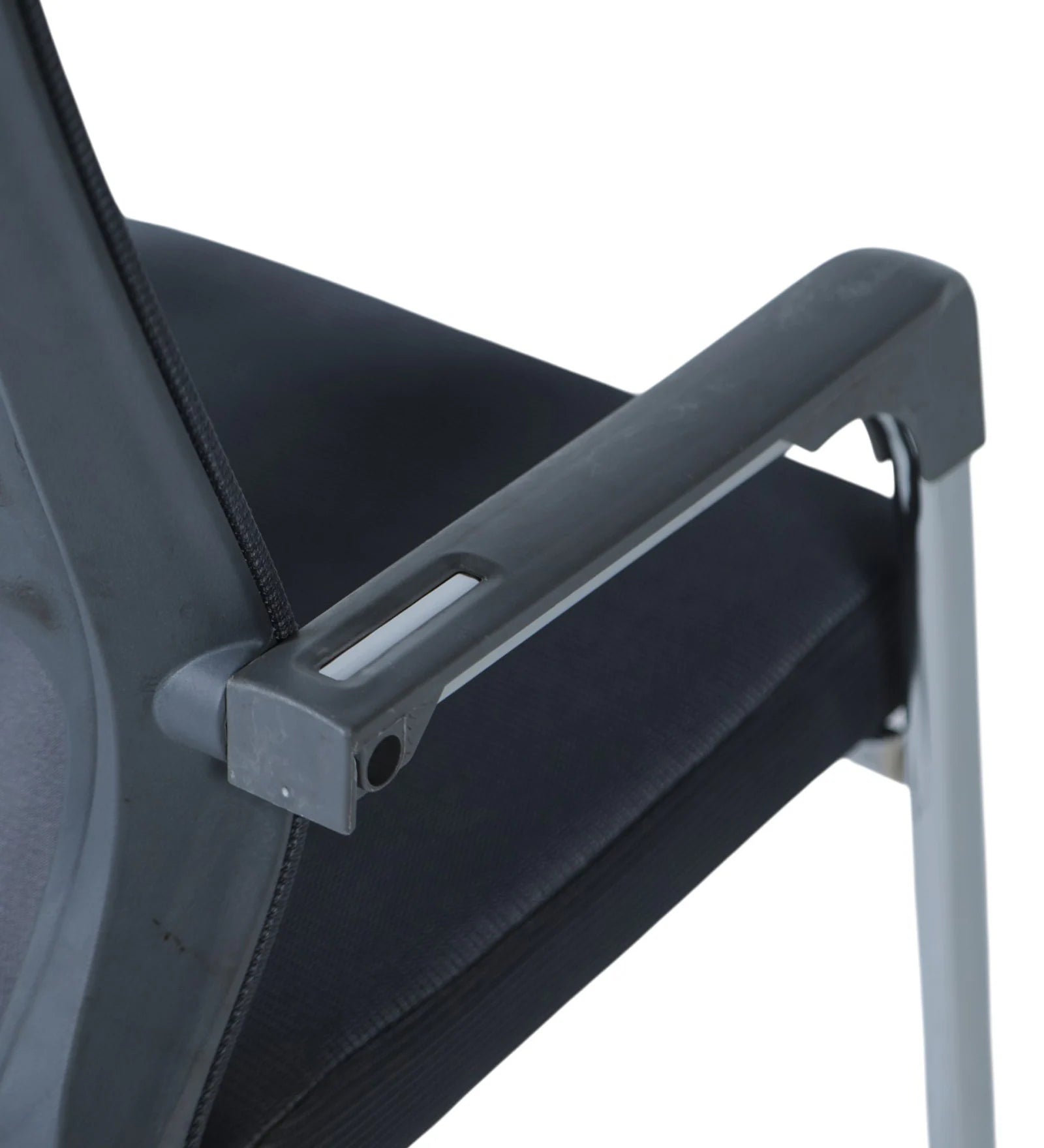 Bantia Fenton Mesh Visitor Chair in Black